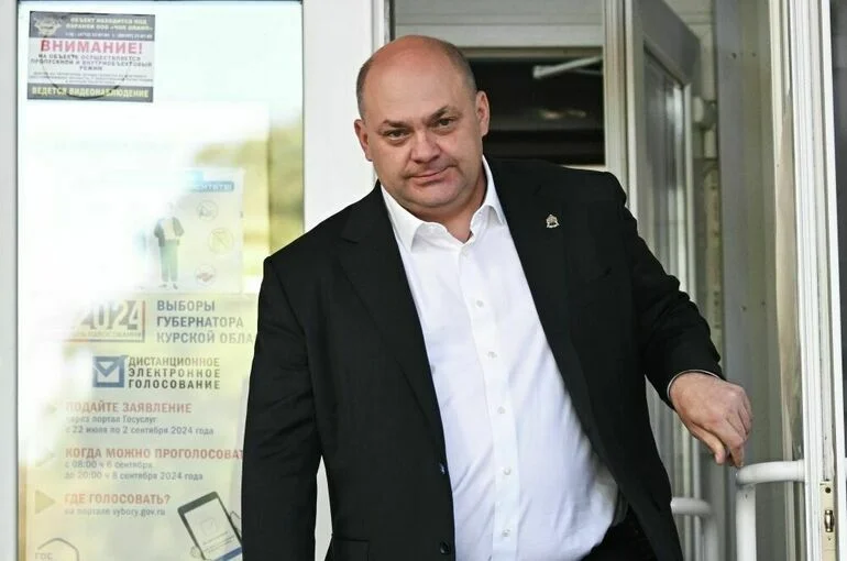 Экс-глава Курской области Смирнов признался во взятках на стройках в ДНР