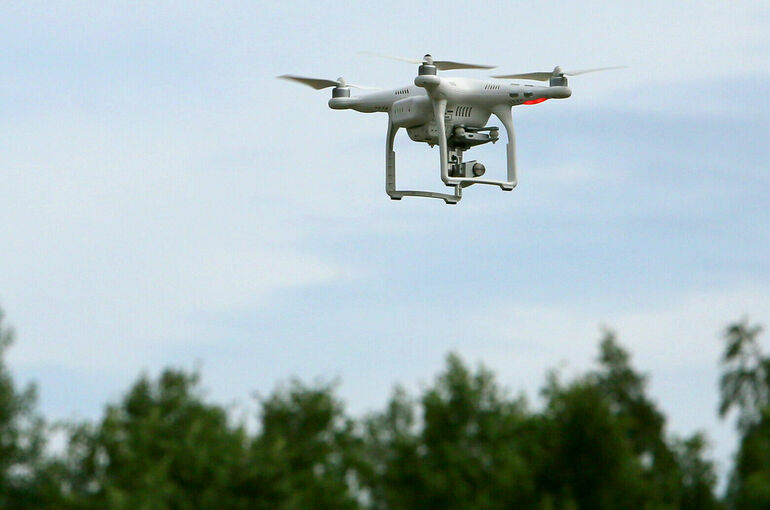 Над регионами России сбили 12 украинских беспилотников