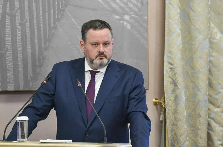 Котяков призвал скорректировать признаки трудовых отношений в законодательстве
