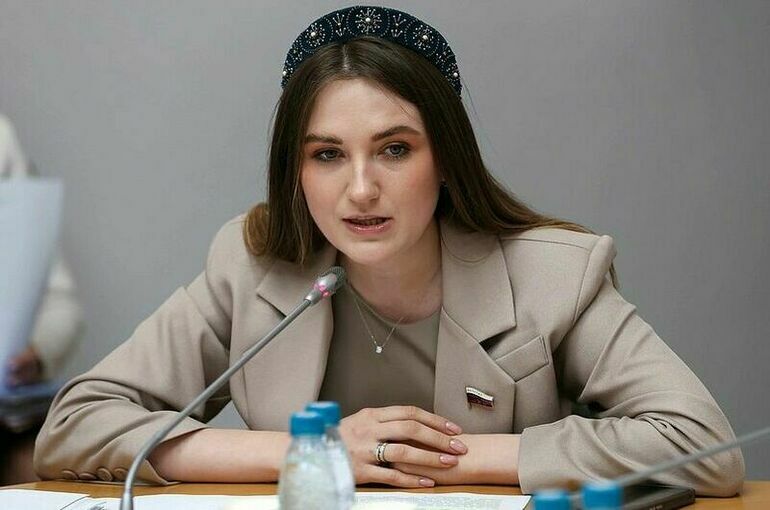 С ожирением населения предлагают бороться социальной рекламой