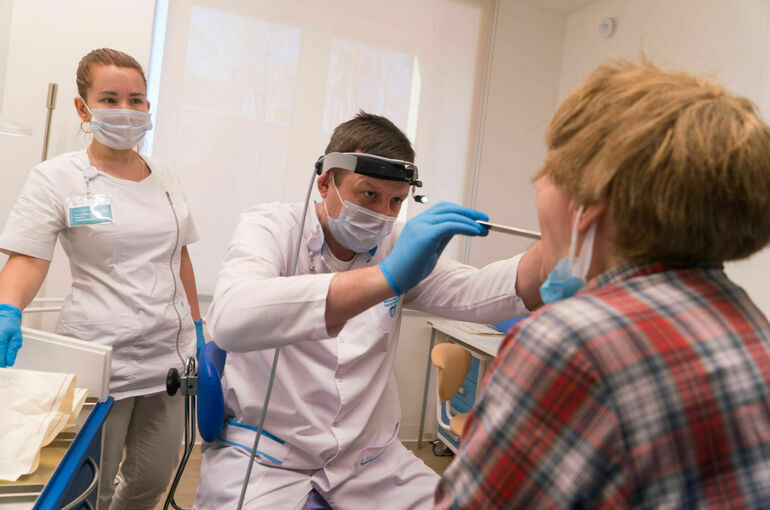 Мурашко: Зарплаты врачей должны быть вдвое выше средних по региону