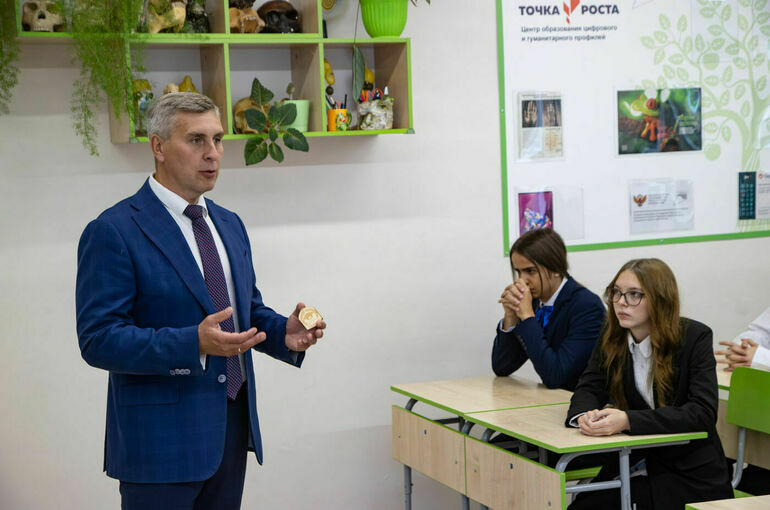 Дивногорские школьники встретились со спикером дважды