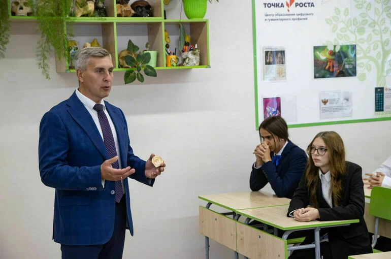 Дивногорские школьники встретились со спикером дважды