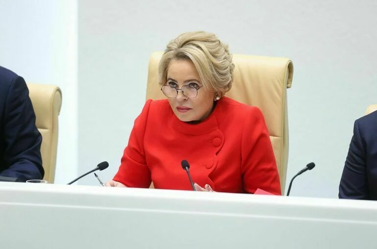 Матвиенко призвала сенаторов к работе без пауз и перерывов