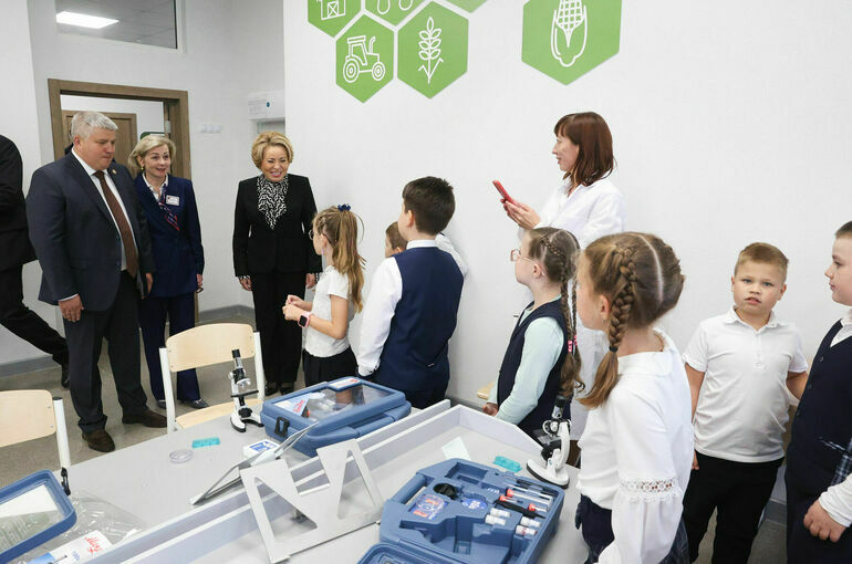 Матвиенко пообещала спросить Шадаева о принципах продвижения контента в VK 