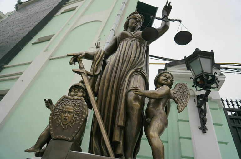 Главу Совета судей Момотова отправили в отставку после иска Генпрокуратуры