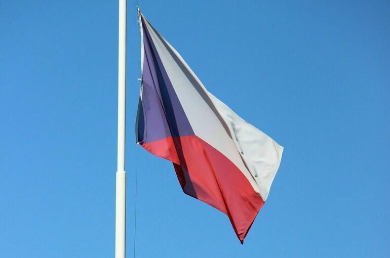 В России закрылись визовые центры Чехии