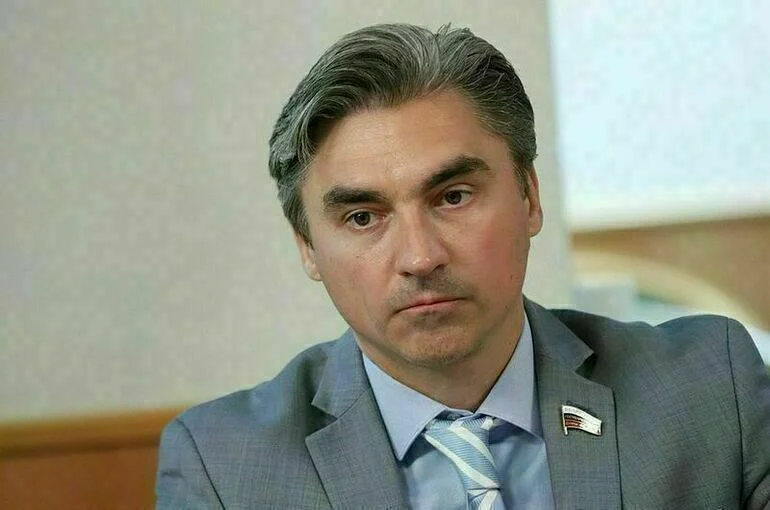Заместитель председателя Комитета Госдумы по информационной политике, информтехнологиям и связи Андрей Свинцов.