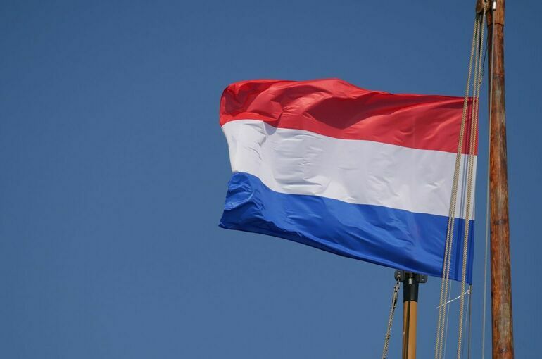 Нидерланды выступили против приема Украины в ЕС в обход вето Венгрии