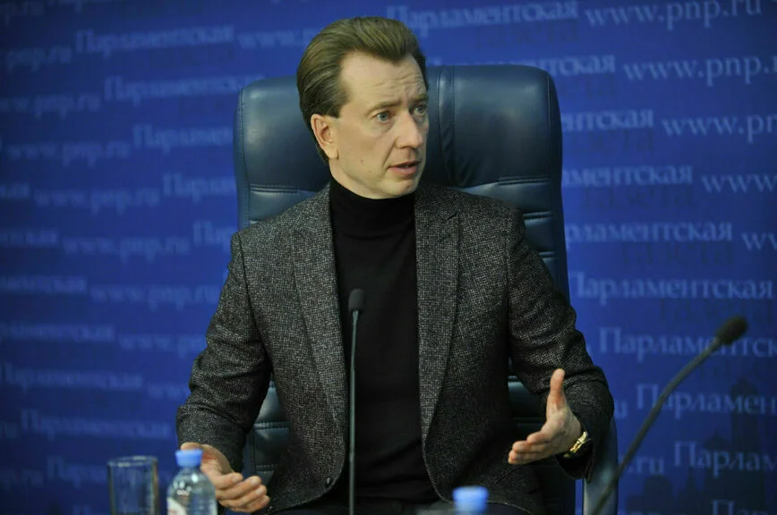 Первый зампред Комитета Госдумы по экологии, природным ресурсам и охране окружающей среды Владимир Бурматов.