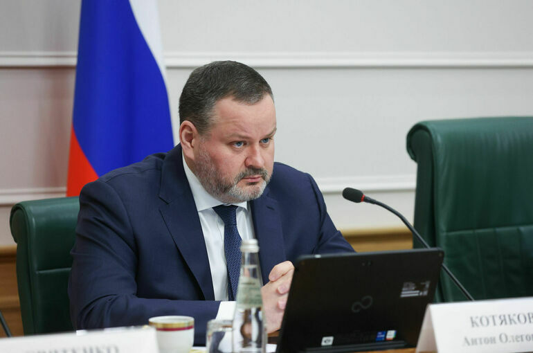 Глава Минтруда предложил принцип «двух ключей» для поддержки неработающих