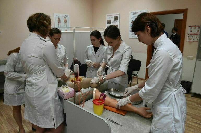 Депутаты рассмотрят законопроект об обязательной отработке выпускников медвузов