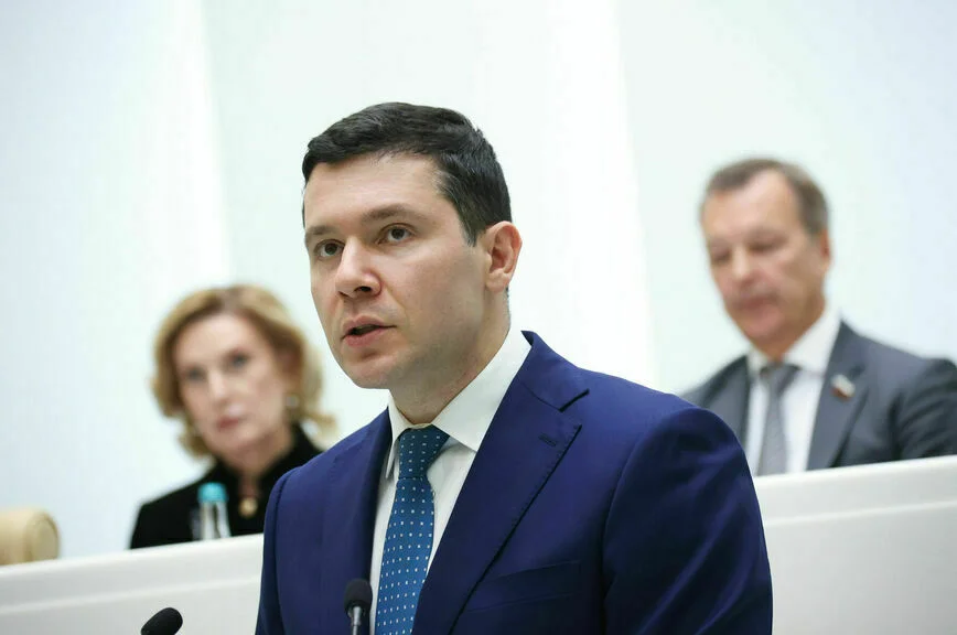 Антон Алиханов.