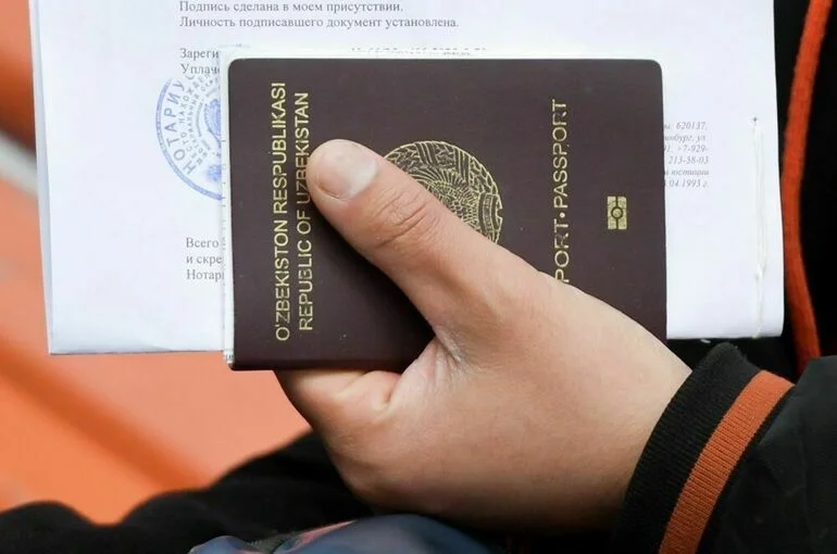 ТАСС: Кабмин сократил квоту на временное проживание иностранцев