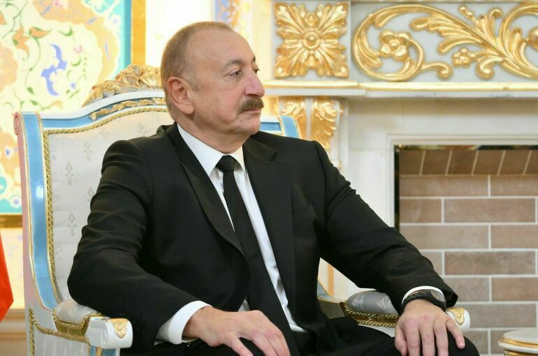 Алиев на встрече с Путиным в Душанбе еще раз поздравил его с днем рождения