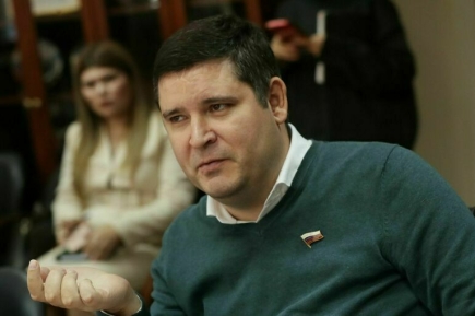 Депутат Киселев: В России не работают 8,2% молодых людей 