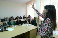 Депутаты предложили позволить родителям посещать школьные собрания онлайн