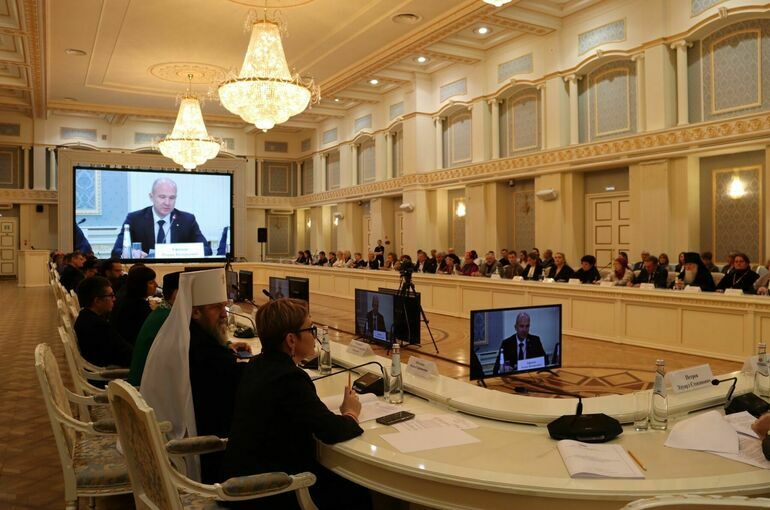 Комитет Госдумы по делам национальностей обсудил проблемы интеграции мигрантов