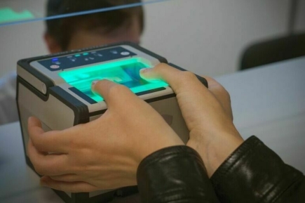 Катать пальчики у иностранцев будут на всех пограничных пунктах