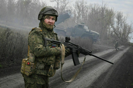 На жилье от государства получит право больше военных