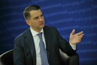 Депутат Нилов призвал пресечь навязывание платных услуг в частных медцентрах