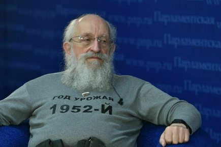 Анатолий Вассерман: Пройти всю школьную программу можно за восемь лет