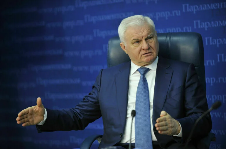Депутат Плотников призвал включить фермерские продукты в школьное меню
