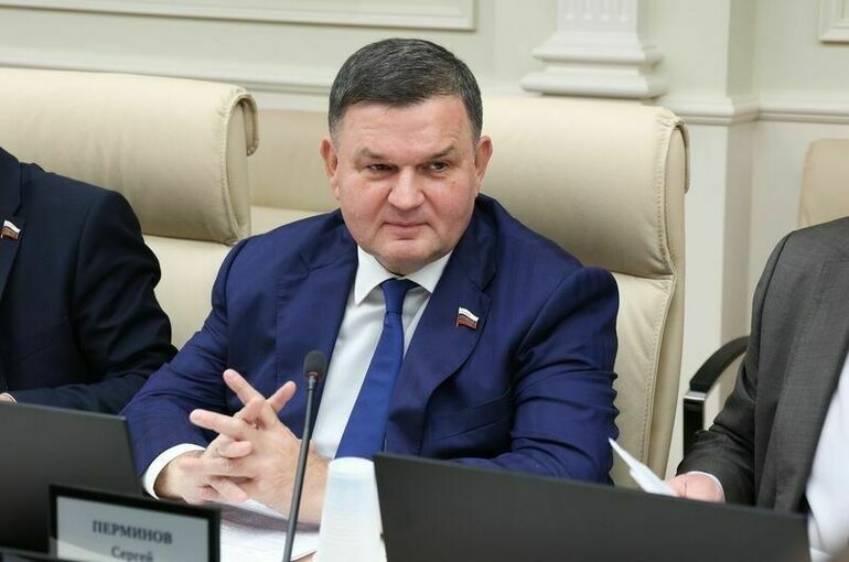 Совфед переназначил сенатора Перминова первым замглавы Комитета по Регламенту