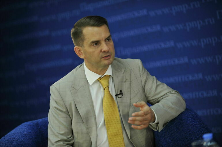 Депутат Нилов предложил ограничить навязывание услуги «умного автоответчика»