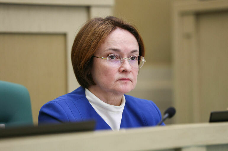 Глава ЦБ не видит больших рисков в сфере кредитования аграрных предприятий