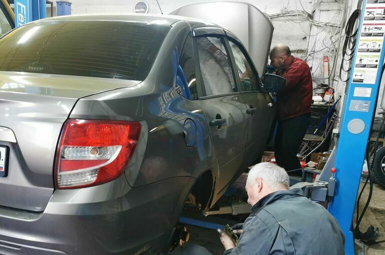 Автомобилистам рассказали, как подготовить машину к зиме