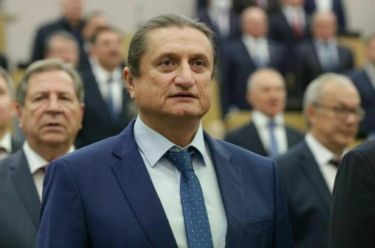 Депутат считает, что новые санкции США могут привести к росту нефтяных доходов РФ