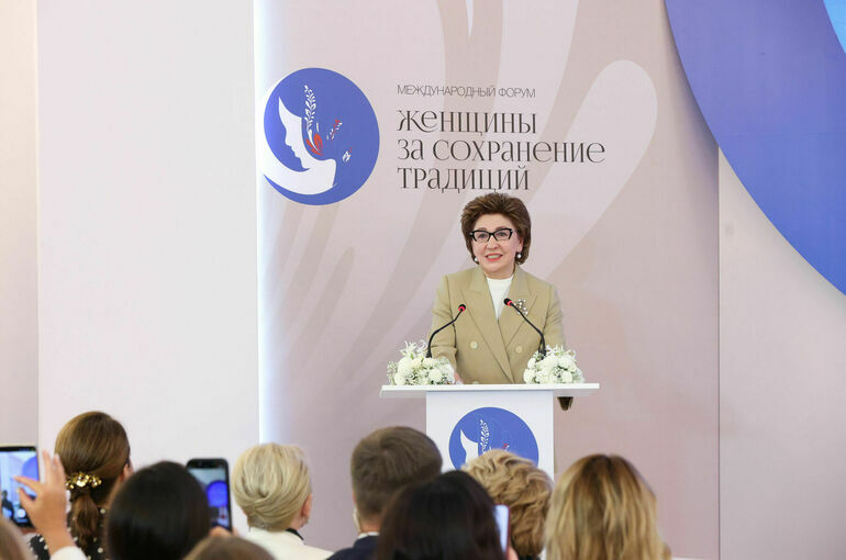 Сенатор Карелова рассказала о новом конкурсе творческих работ для женщин