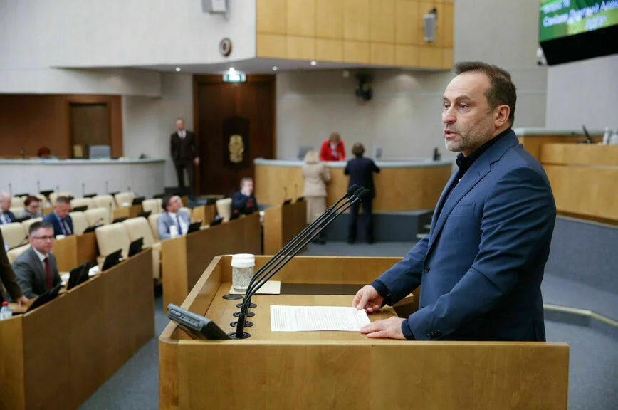 Дмитрий Свищев