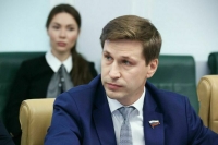 Сенатор Новиков: Старшее поколение поможет восполнить кадровый дефицит