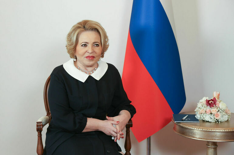 Матвиенко: Россияне вместе преодолеют любые трудности