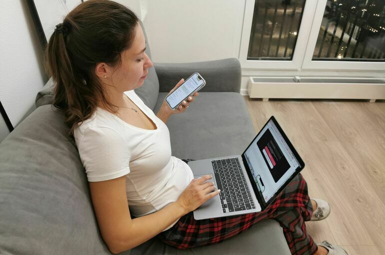 Предпринимательниц предложили освободить от налогов на год после рождения ребенка