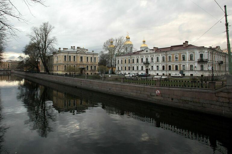 Петербуржцам пообещали теплый, но дождливый ноябрь