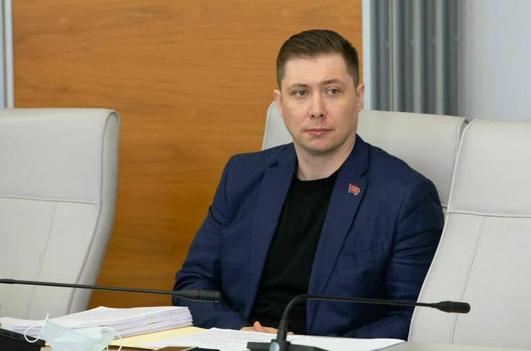 В Красноярском крае начался сбор пауэрбанков для ЛНР