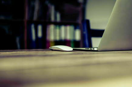 Депутат Горелкин призвал маркировать контент, созданный человеком, а не ИИ