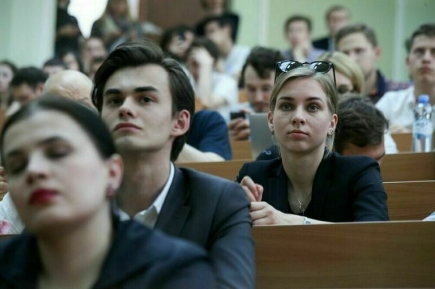 Вузам и техникумам запретят демпинговать