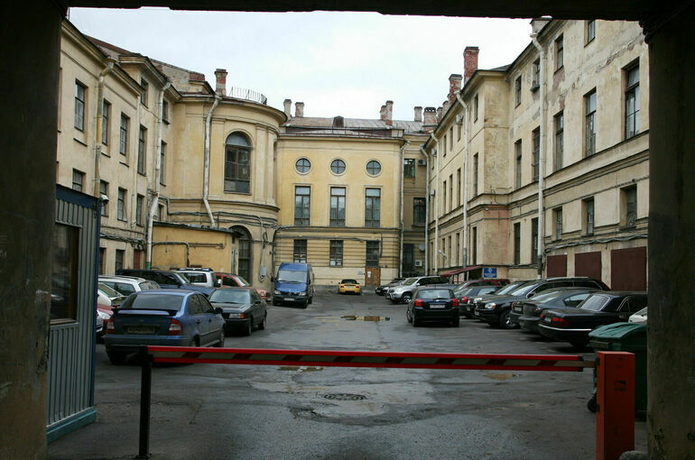 Депутат Боярский: Нормы об «охлаждении» не затронут сим-карты в шлагбаумах