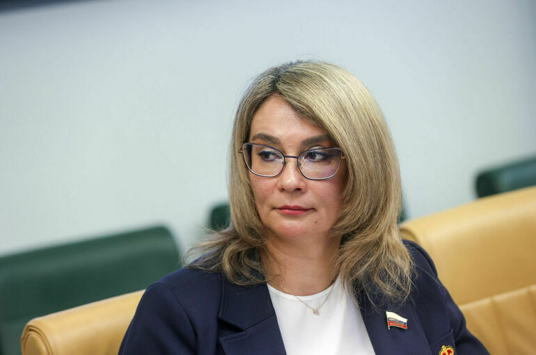 Сенатор: Формулу начисления выплат по больничным можно пересмотреть