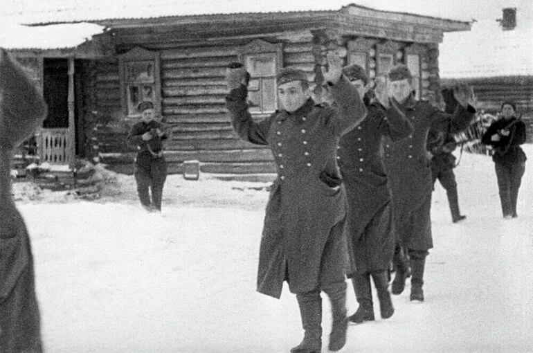Виселица для фашиста: как во время войны наказывали за истязание мирных жителей