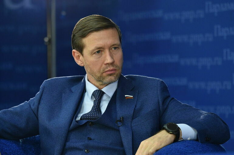 Сенатор Шейкин призвал усилить контроль за операторами связи