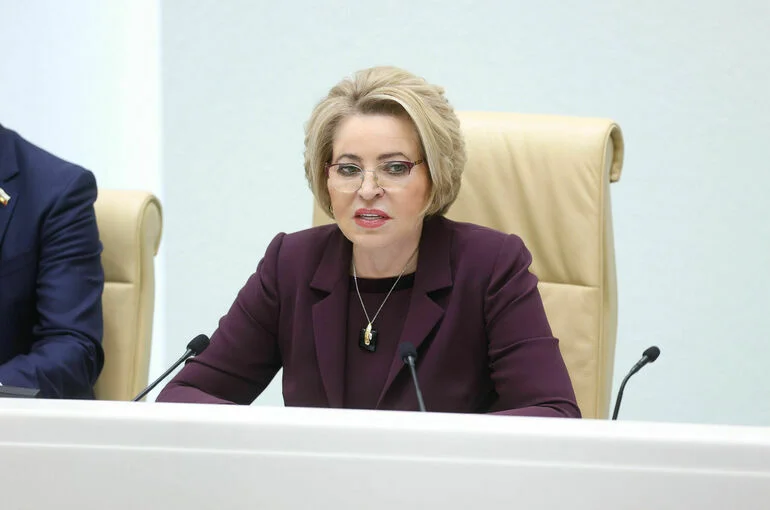 Матвиенко поручила разобраться со штрафами за неисполнение исков по ветхому жилью