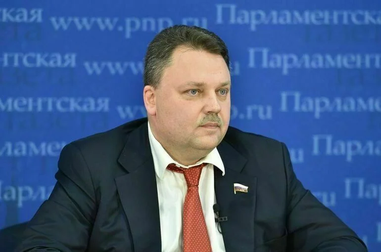 Депутат: Цифровой рубль создавали не для сокращения наличных