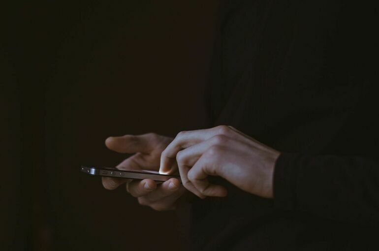 МВД: Мошенники обманывают пенсионеров, обещая им выплату как ветеранам труда