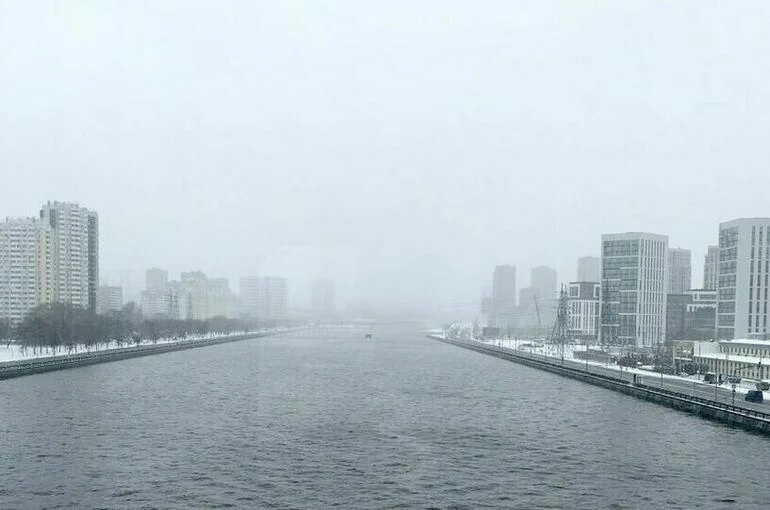 Синоптик спрогнозировал мощный снежный циклон в Москве 24 ноября