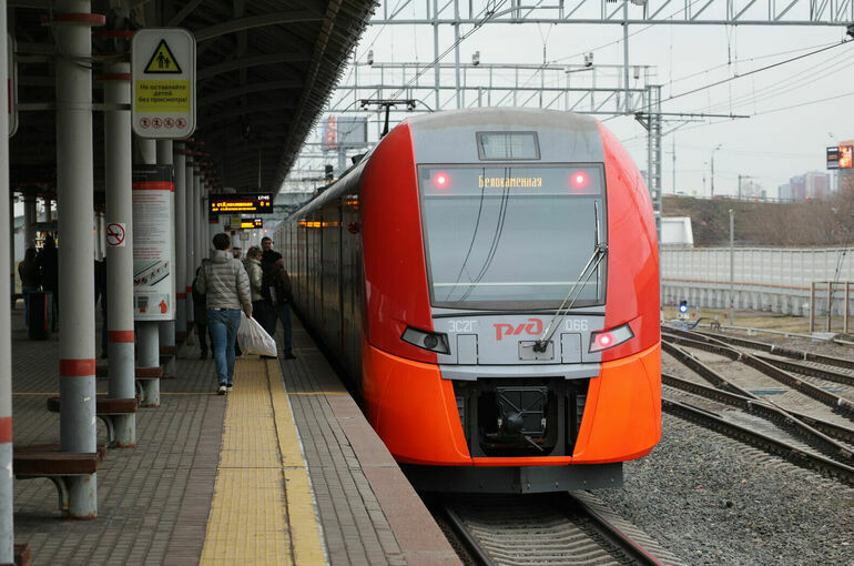 РЖД в новогодние праздники запустят более 700 дополнительных рейсов